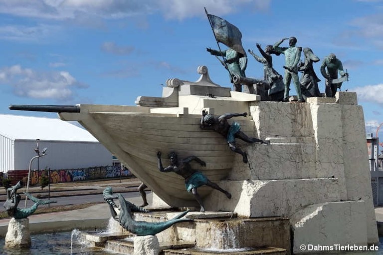 Monumento A Tripulantes Goleta Ancud