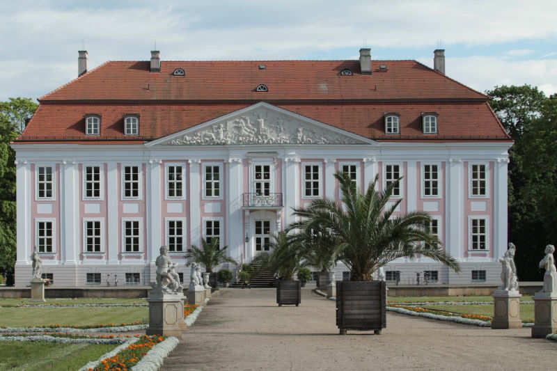 Schloss Friedrichsfelde